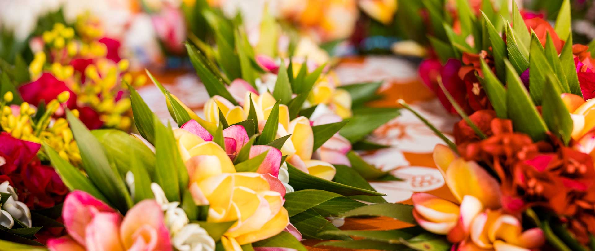 what does the flower crown mean in polynesian culture